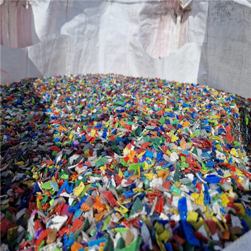 Overseas Supply of 200 Tons of Mixed Color HDPE Bottle Cap Regrind from the USA