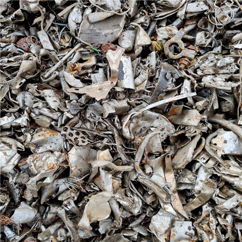 Selling Large Quantity of Shredded Scrap Sourced from Canada Worldwide