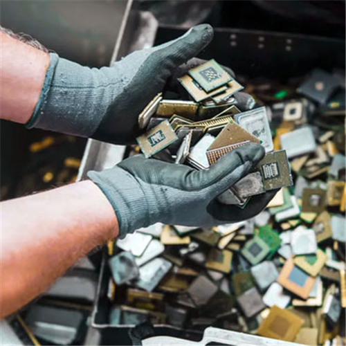 Electronic Scrap | 
