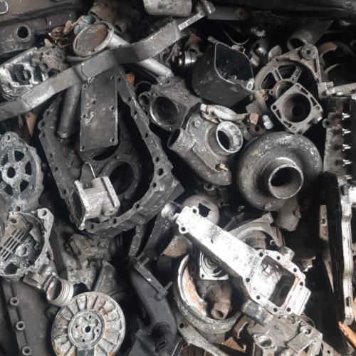 Aluminum | Exporting 5 Tons of Aluminum Engine Scrap Available for Sale from Kerala