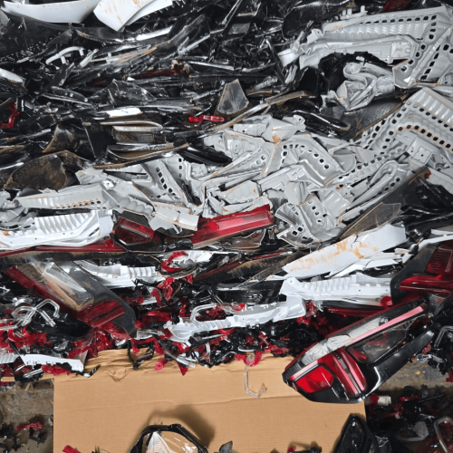 OTHER | Selling PMMA Tail Light Scrap 20 MT from United States to International Buyers