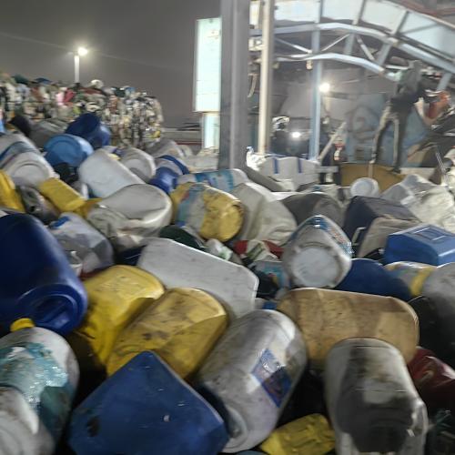 HDPE | Export-Ready 500MT HDPE Mix Colors Oil Bottle Scrap from Jeddah Port to Global Markets