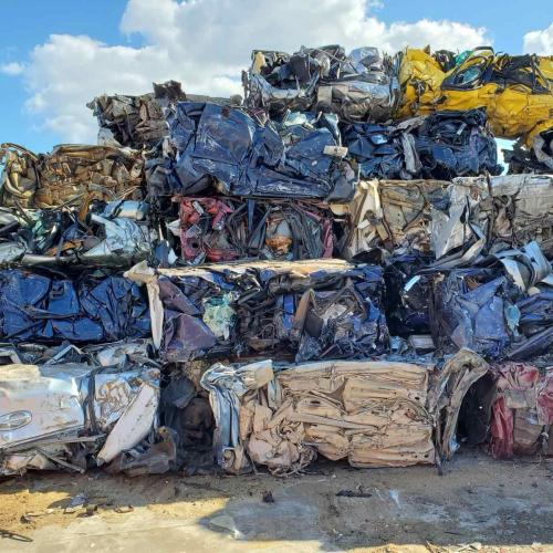 Scrap Metal | Exporting 250MT Car Baled Scrap from Melbourne Port to Worldwide Regions