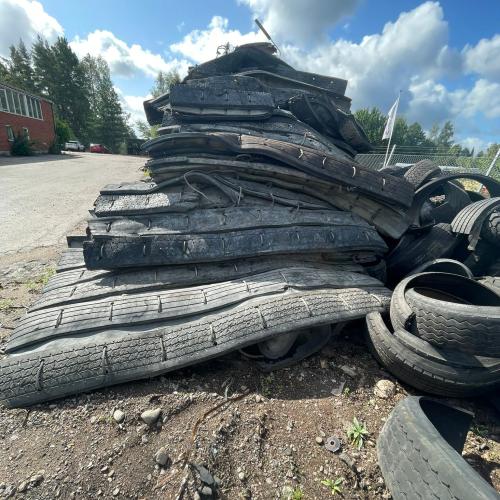 Tyres | Truck Tyre Tread Scrap Supply 1000–5000 MT Monthly Göteborg Port Global Buyers