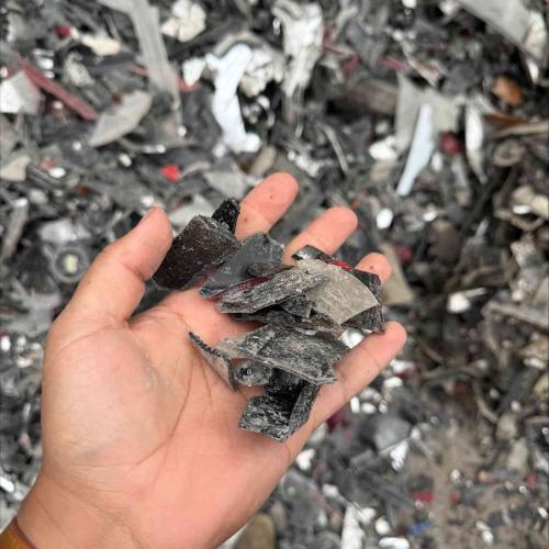 Polycarbonate | Monthly Export of Polycarbonate Headlight Shred – 20 MT Loose Supply from USA